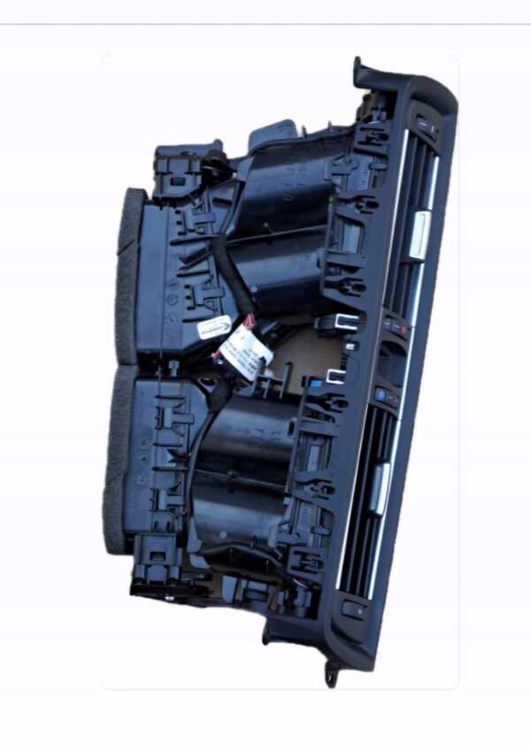 BMW F10 F11 KRATKA NAWIEWU ŚRODKOWA 9166891