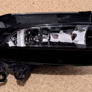 AUDI A5 LIFT LAMPA PRZECIWMGIELNA PRAWY PRZÓD 8T0941700C
