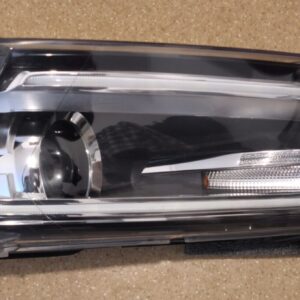 AUDI Q3 LIFT REFLEKTOR LEWY XENON LED 8U0941005 (ĘĘ)