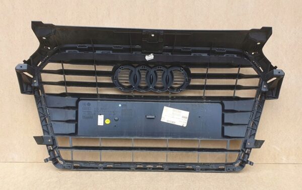 AUDI A1 LIFT 2014-2018 ATRAPA GRILL CHROM 8XA853651B - obrazek 3