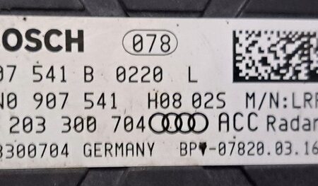 AUDI A4 B9 DISTRONIC RADAR 8W0907541B - obrazek 5