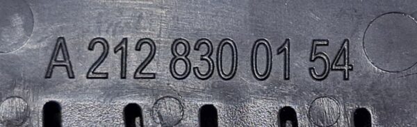 MERCEDES W212 KRATKA NAWIEWU LEWA DEKOR A2128300154 A2126800571 - obrazek 5